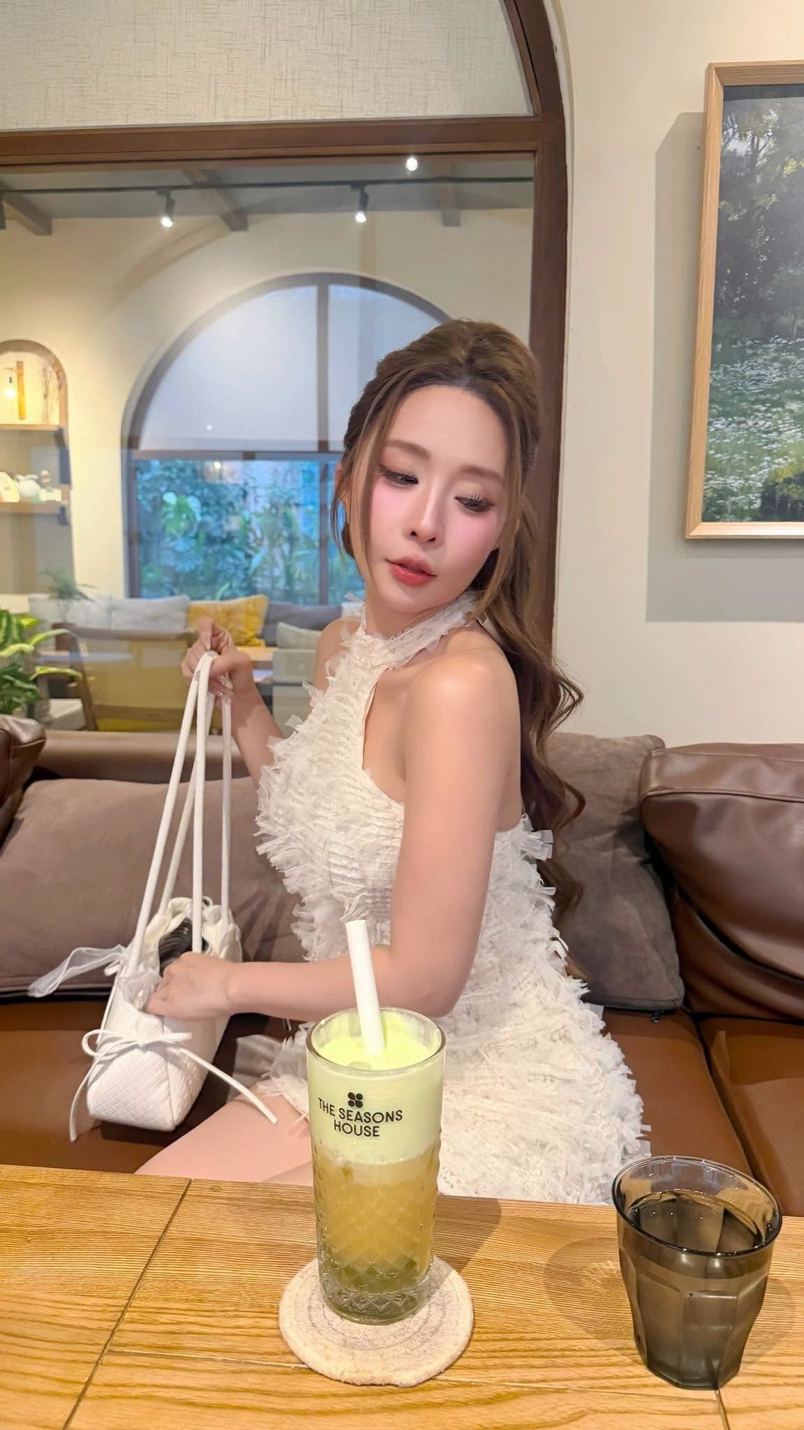 Quỳnh Nga khiến dân mạng thích thú với câu nói đầy tự tin: “Em không thiếu người thích, em chỉ thiếu một người thích em mà dám nói thôi”.