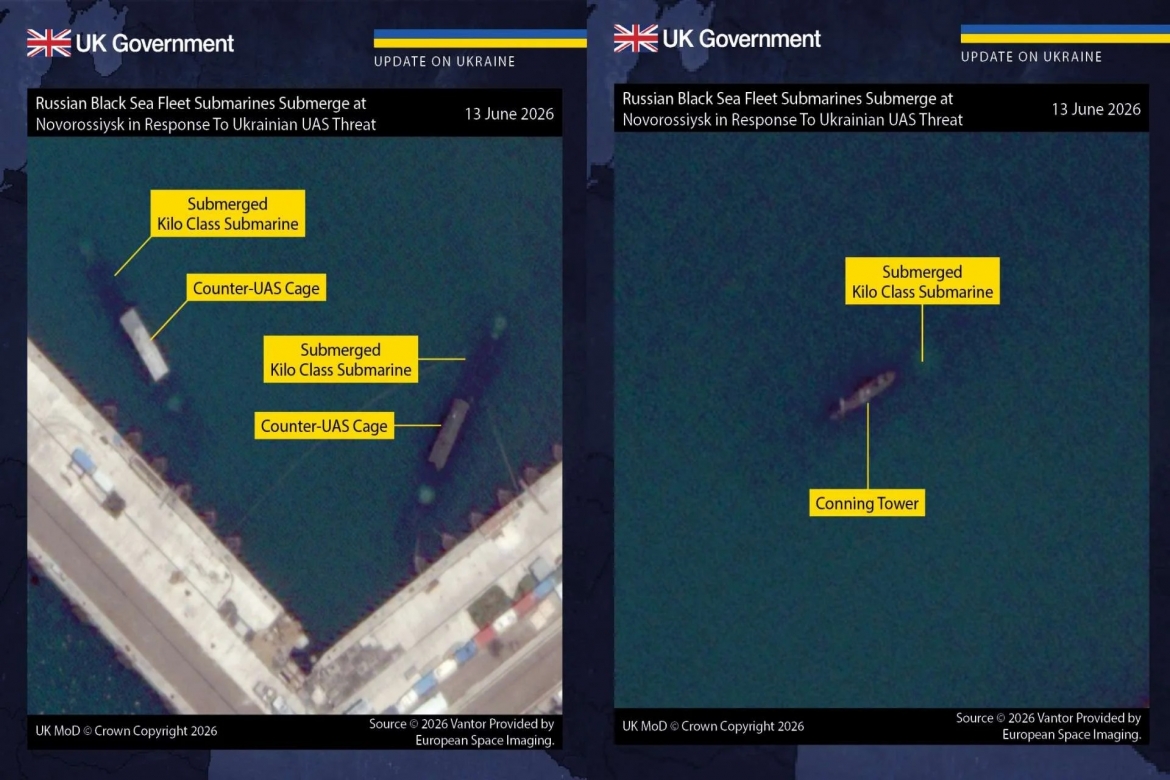 Ba tàu ngầm lớp Kilo của Nga tại Novorossiysk đã được lắp đặt các khung lưới chống máy bay không người lái và được cho chìm một phần tại bến (Ảnh: Bộ Quốc phòng Anh)