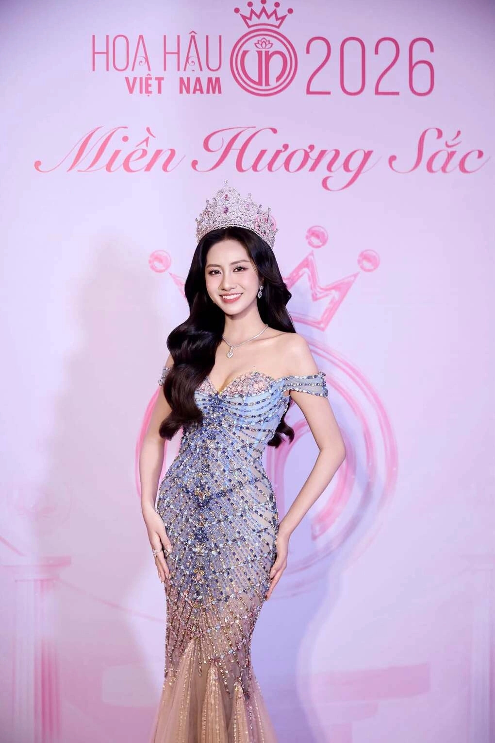 Sau một năm đăng quang, Hoa hậu Việt Nam 2024 Hà Trúc Linh đón nhận dấu mốc mới trong hành trình đương nhiệm với vai trò giám khảo vòng sơ khảo Hoa hậu Việt Nam 2026.