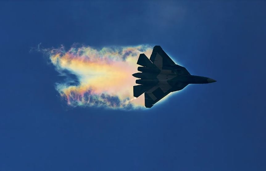 Tiêm kích Su-57 của Nga ngày càng nhận được nhiều sự quan tâm trên thị trường. Ảnh: Wikipedia