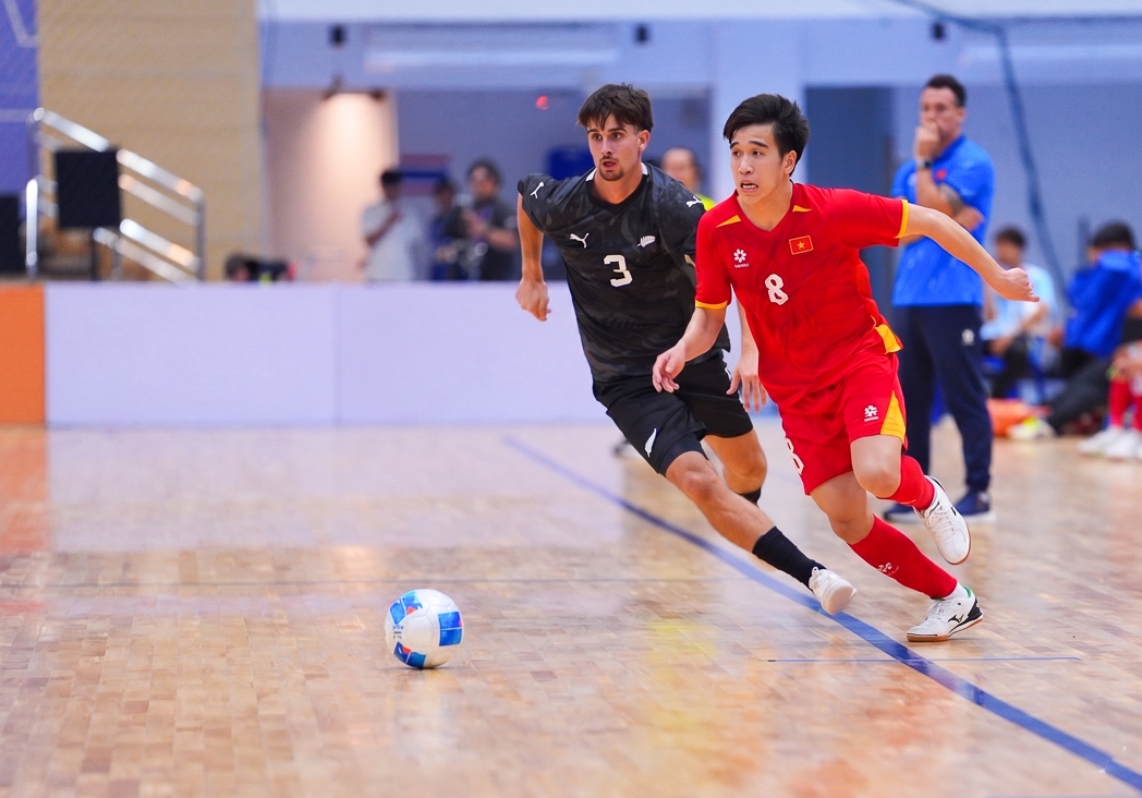 ĐT Futsal Việt Nam thắng ĐT Futsal New Zealand 4-1 ở lượt trận thứ 2. (Ảnh: VFF)