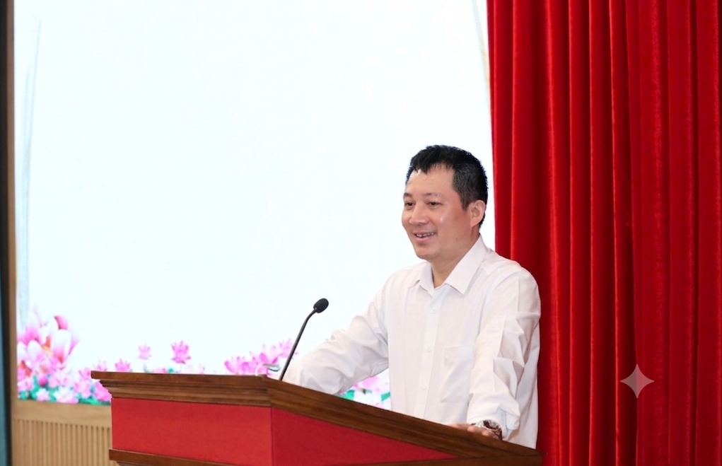 TS Nguyễn Anh Tuấn, Phó Viện trưởng Viện Chủ nghĩa xã hội khoa học.