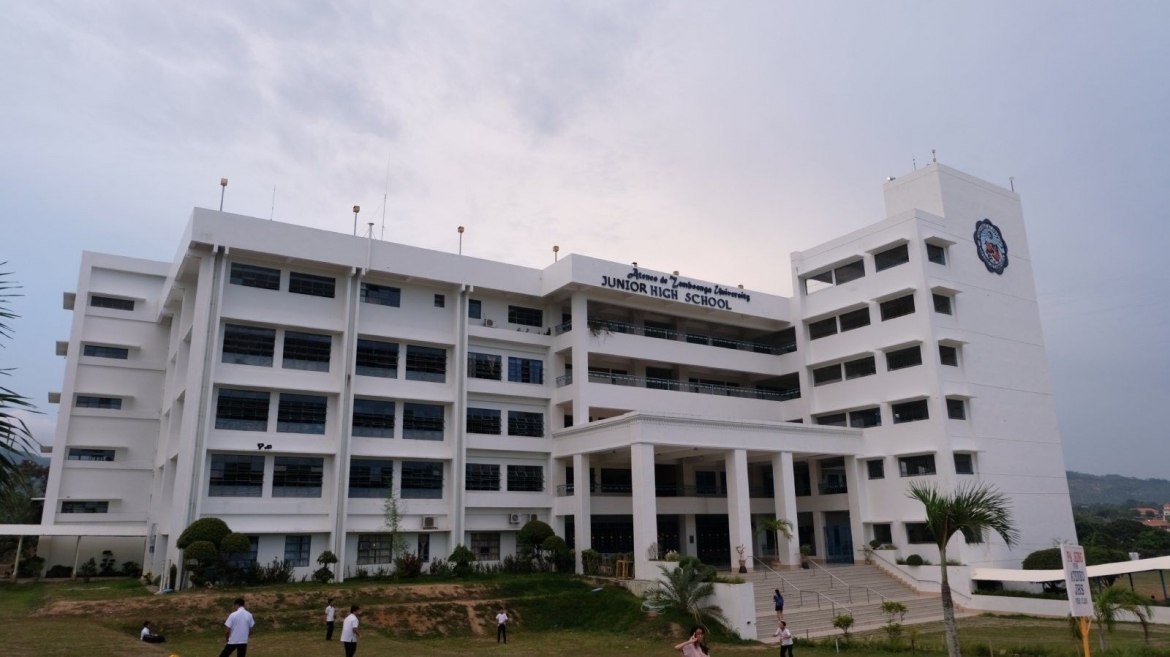 Trường Tiểu học và Trung học cơ sở  Ateneo De Zamboanga. Nguồn: Philstar