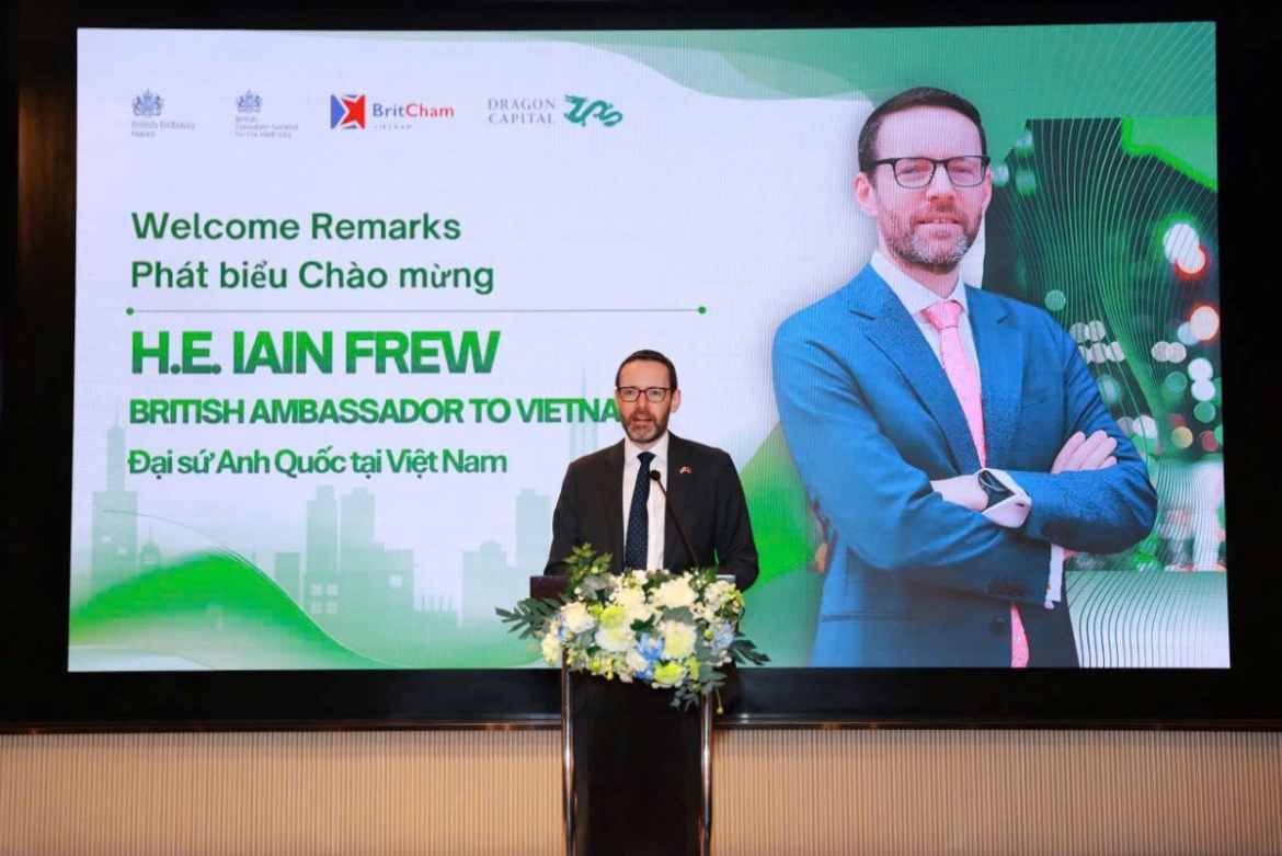 Ông Iain Frew, Đại sứ Anh tại Việt Nam