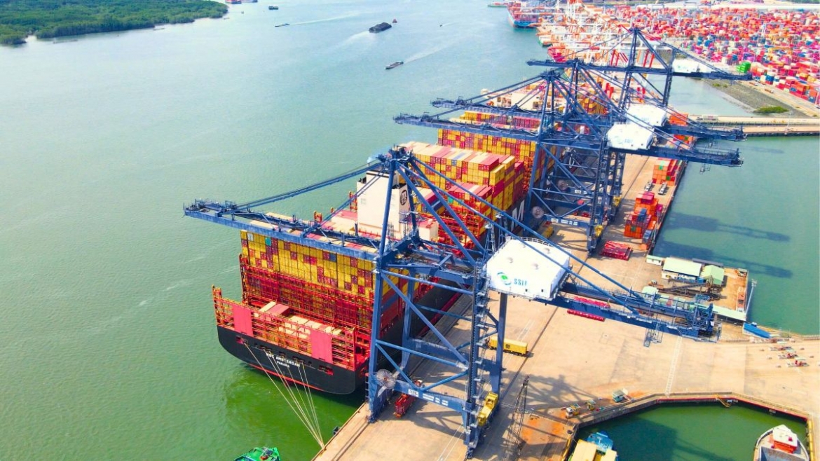 Các cảng biển cảng nếu kết nối hệ thống cơ sở số sẽ liên kết rất thuận lợi với Khu thương mại tự do
(Ảnh: Thanh Huy)