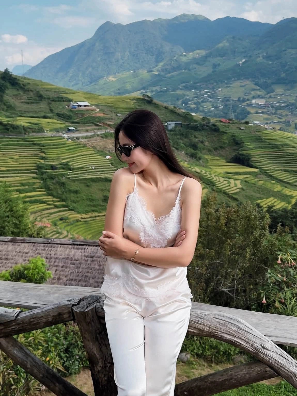 Huyền Lizzie cùng bạn bè tận hưởng thời tiết mát mẻ, dễ chịu ở Sa Pa trong dịp nghỉ lễ dài ngày.