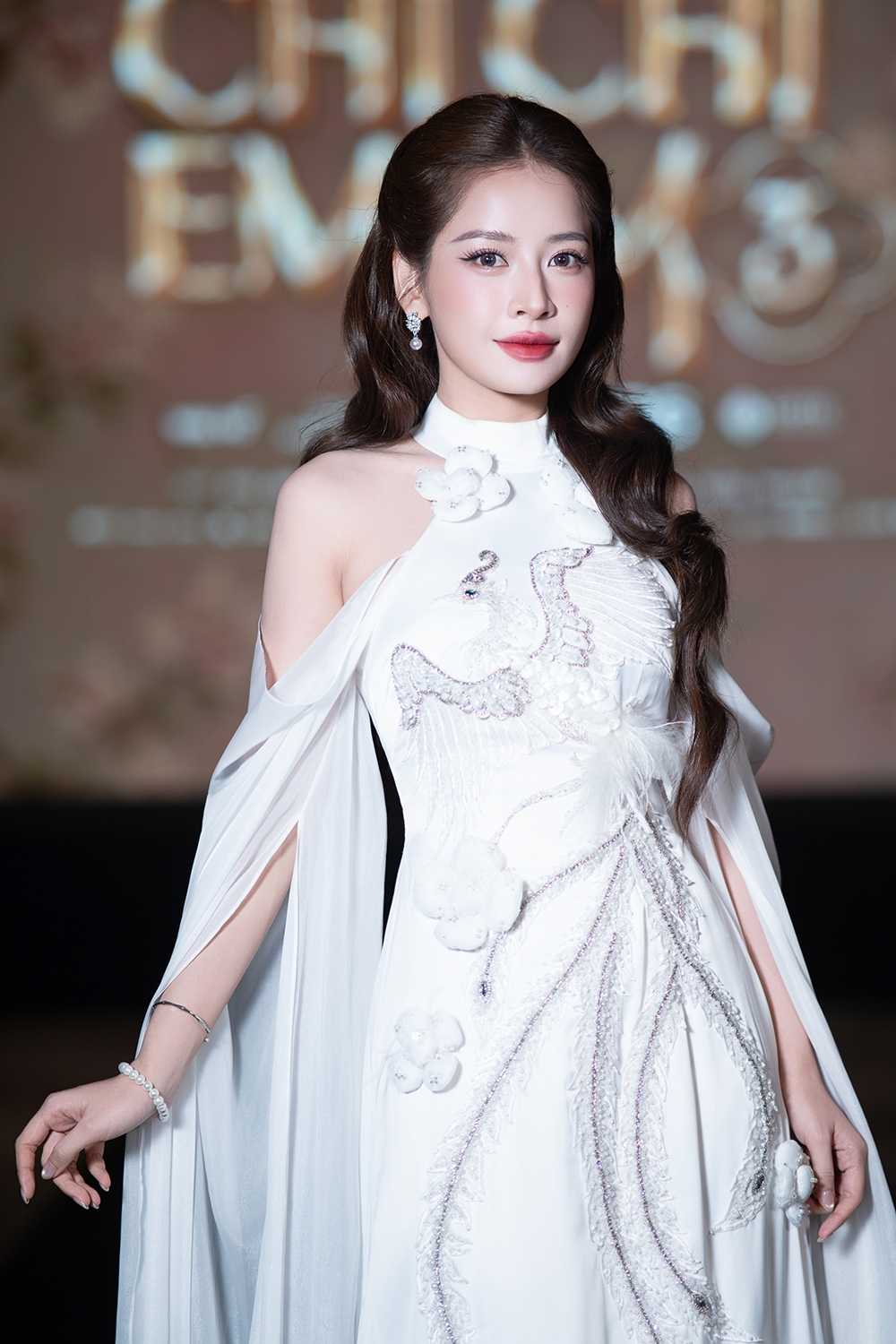 Chi Pu trở lại “Chị chị em em” với vai Thị Nương, một liền chị quan họ Bắc Ninh.