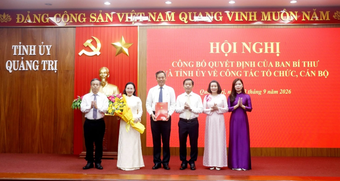 Công bố quyết định thí điểm thành lập Đảng bộ HĐND tỉnh Quảng Trị.