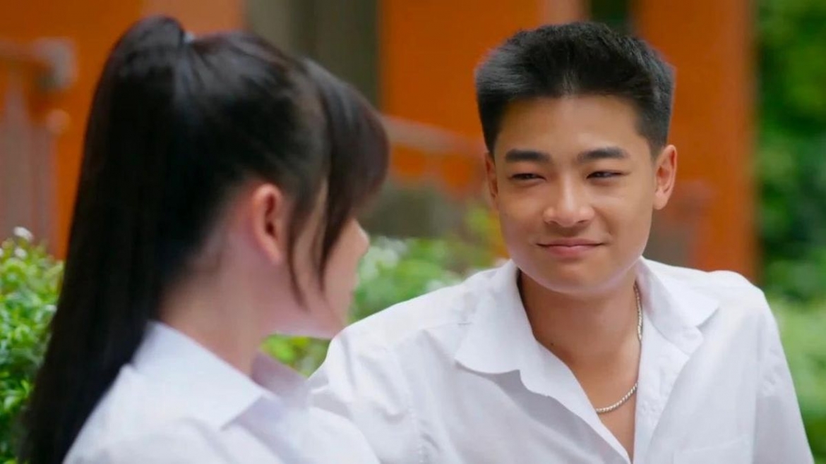 Võ Hoài Vũ đảm nhận vai Cương trong Phía bên kia thành phố, đánh dấu lần đầu anh giữ vai nam chính trên sóng giờ vàng VTV.
