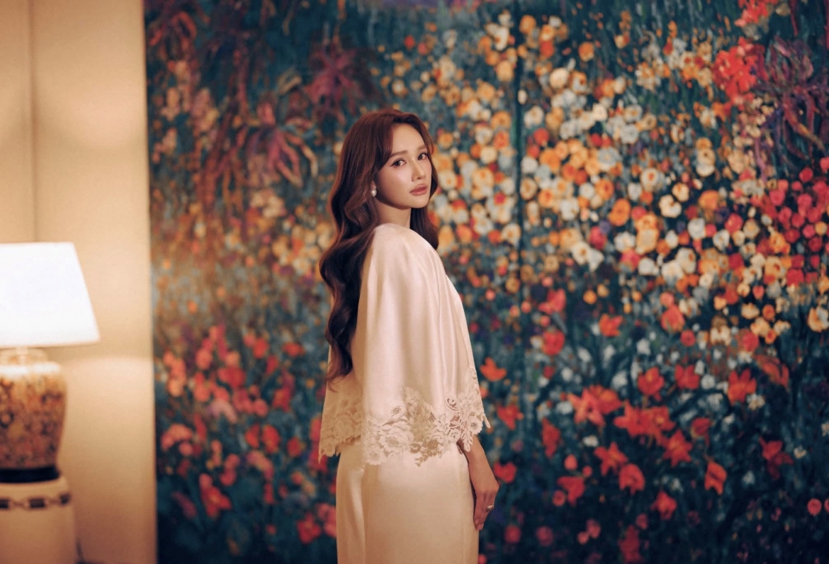 Nhã Phương lên tiếng giữa những tranh luận liên quan đến Trường Giang thời gian qua.