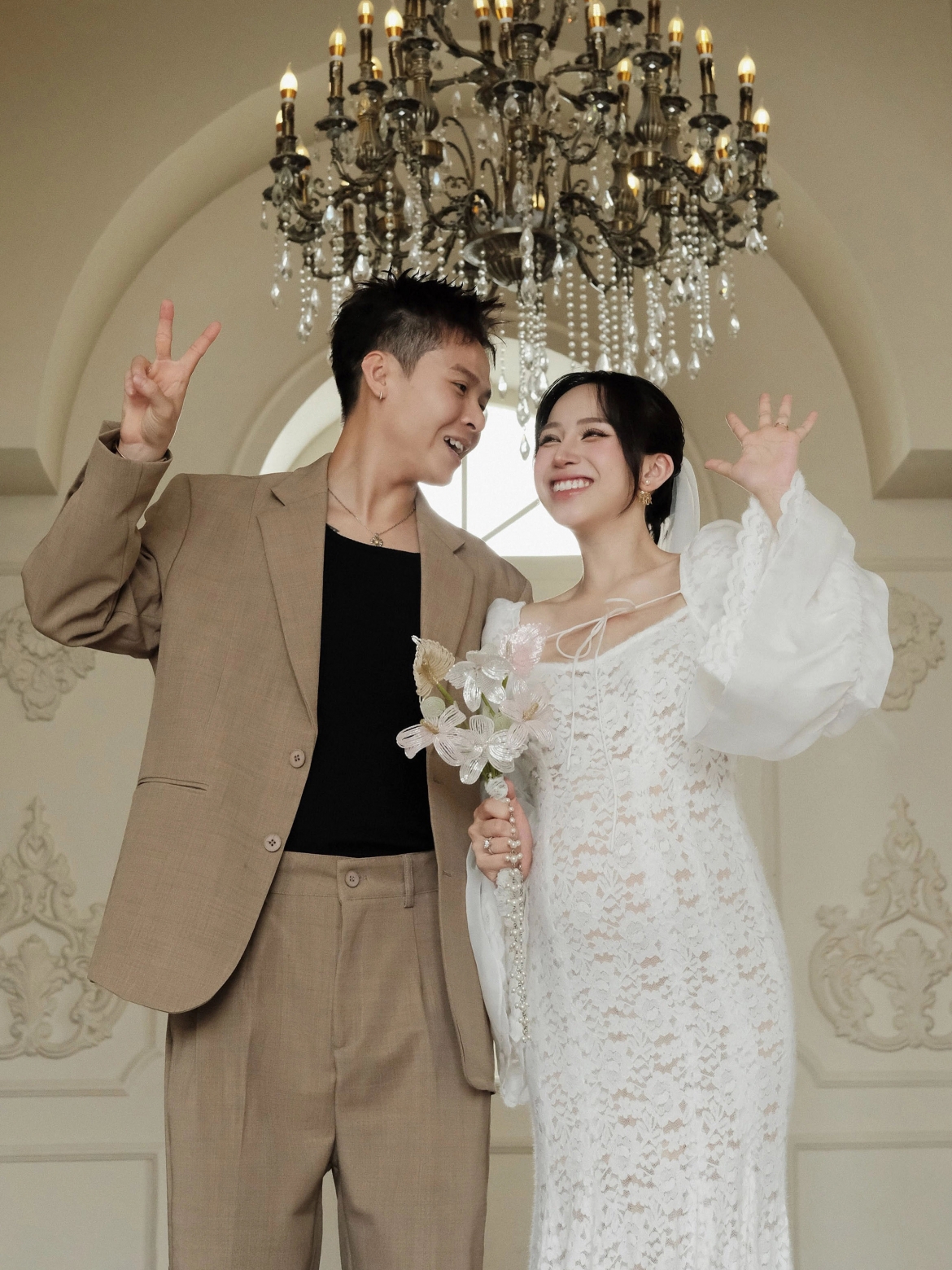 Người đẹp Joyce Phạm và ông xã Tâm Nguyễn kỷ niệm ngày cưới: “7 năm rồi, vẫn là tụi mình, vẫn là anh, người em muốn đi cùng qua mọi chặng đường phía trước”.