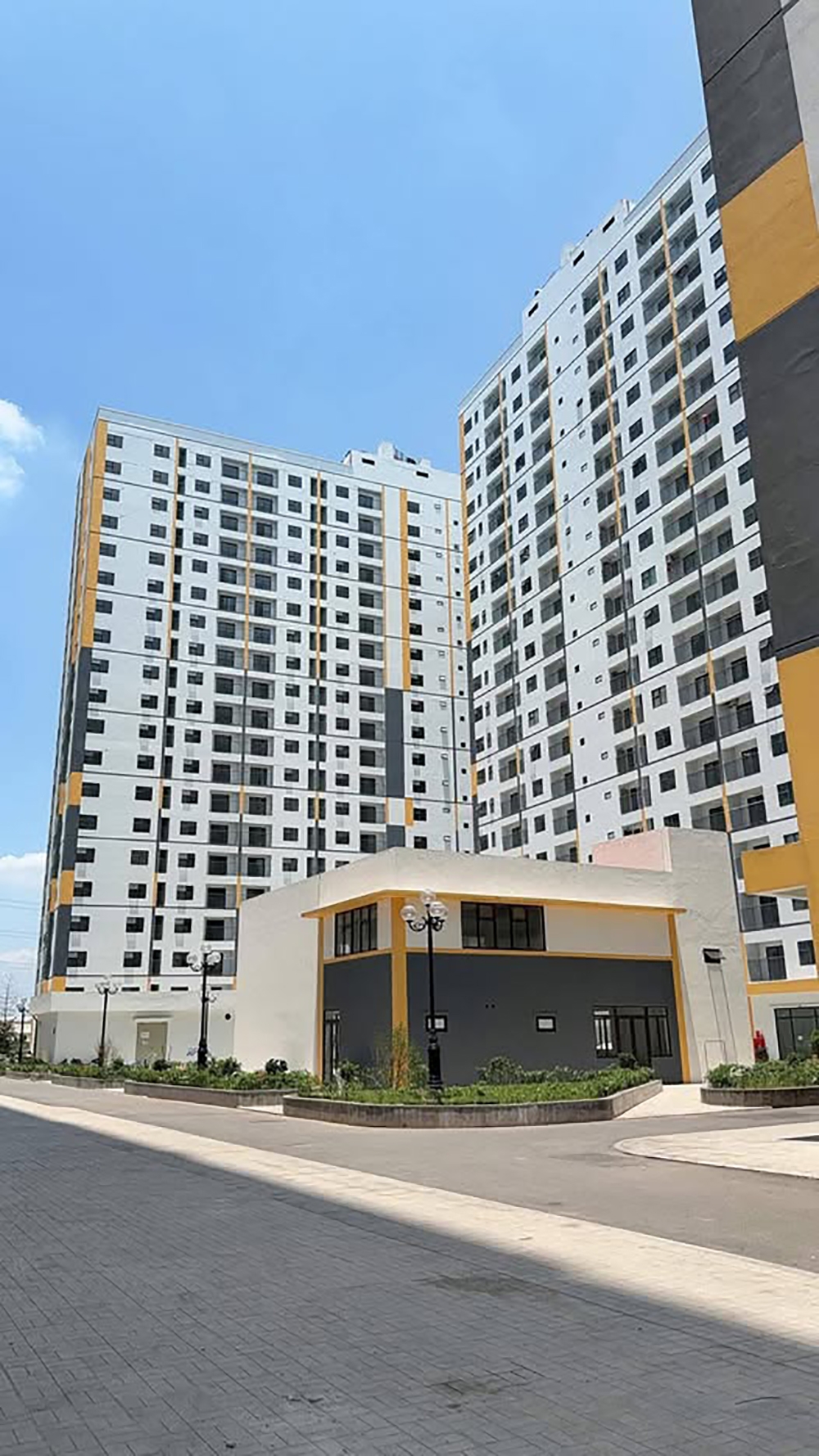 Thị trường bất động sản thiếu "nhà ở thương mại giá phù hợp" và "nhà ở xã hội".