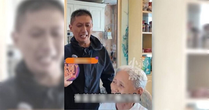Người đàn ông họ Trần nhờ truyền thông hỗ trợ tìm kiếm tài xế xe tải họ Chu từng giúp đỡ ông cách đây 30 năm. (Ảnh: Cắt từ video chương trình “Tiểu Lệ giúp đỡ”)