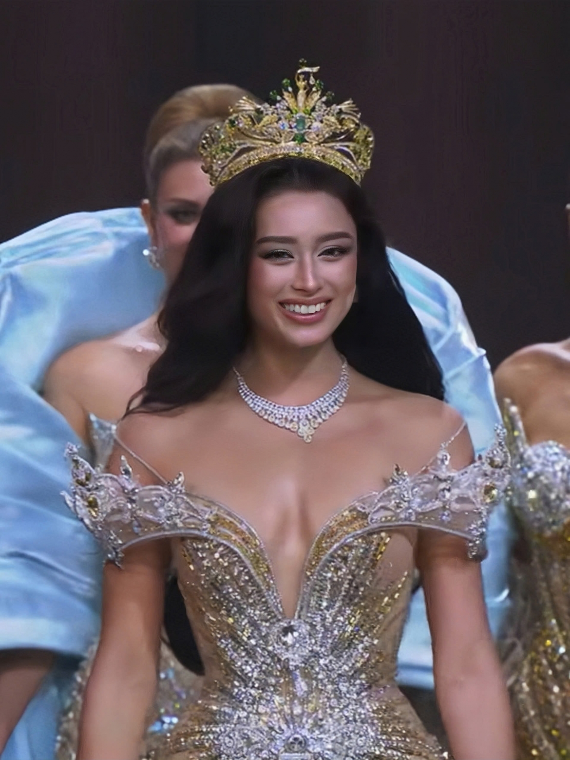 Emoura Phạm giành danh hiệu Á hậu 4 Miss Grand International 2026.