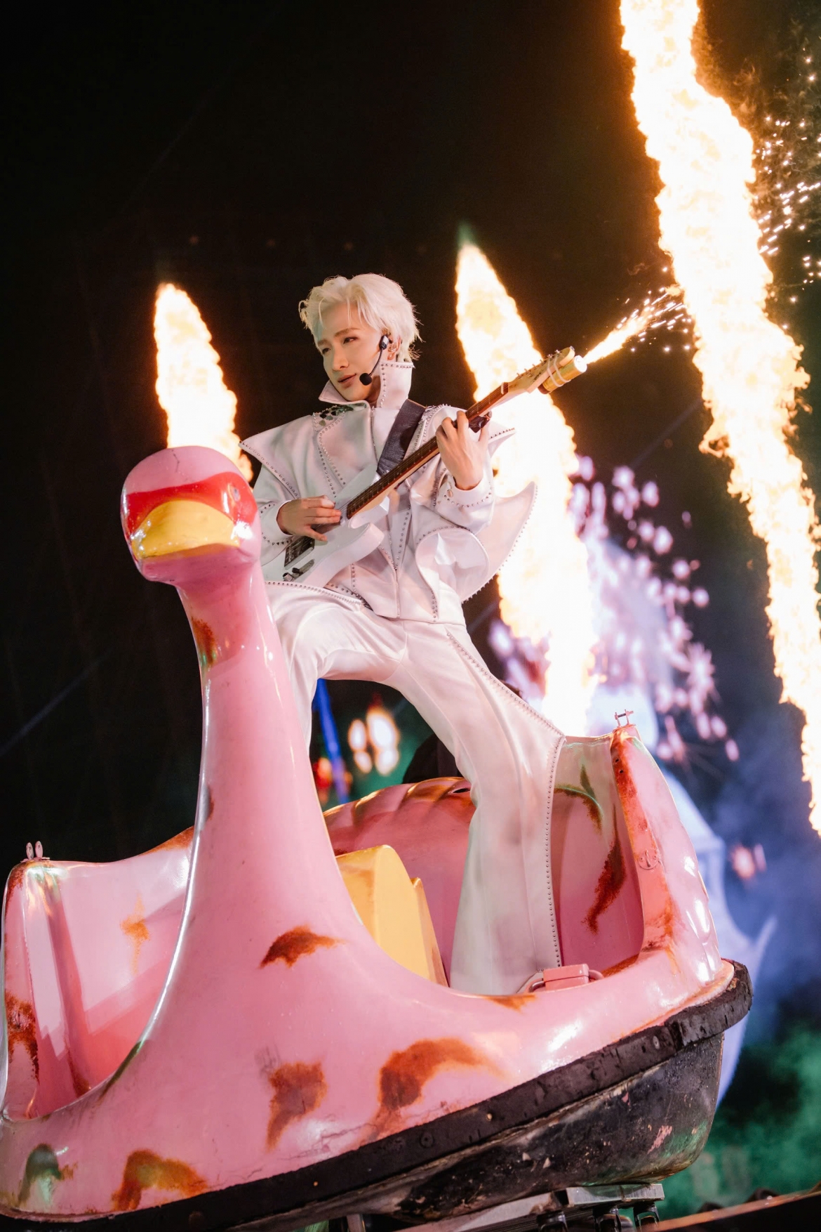 Hoàng Rob xuất hiện trong hai đêm Concert Anh trai vượt ngàn chông gai 2026 tại TP.HCM.