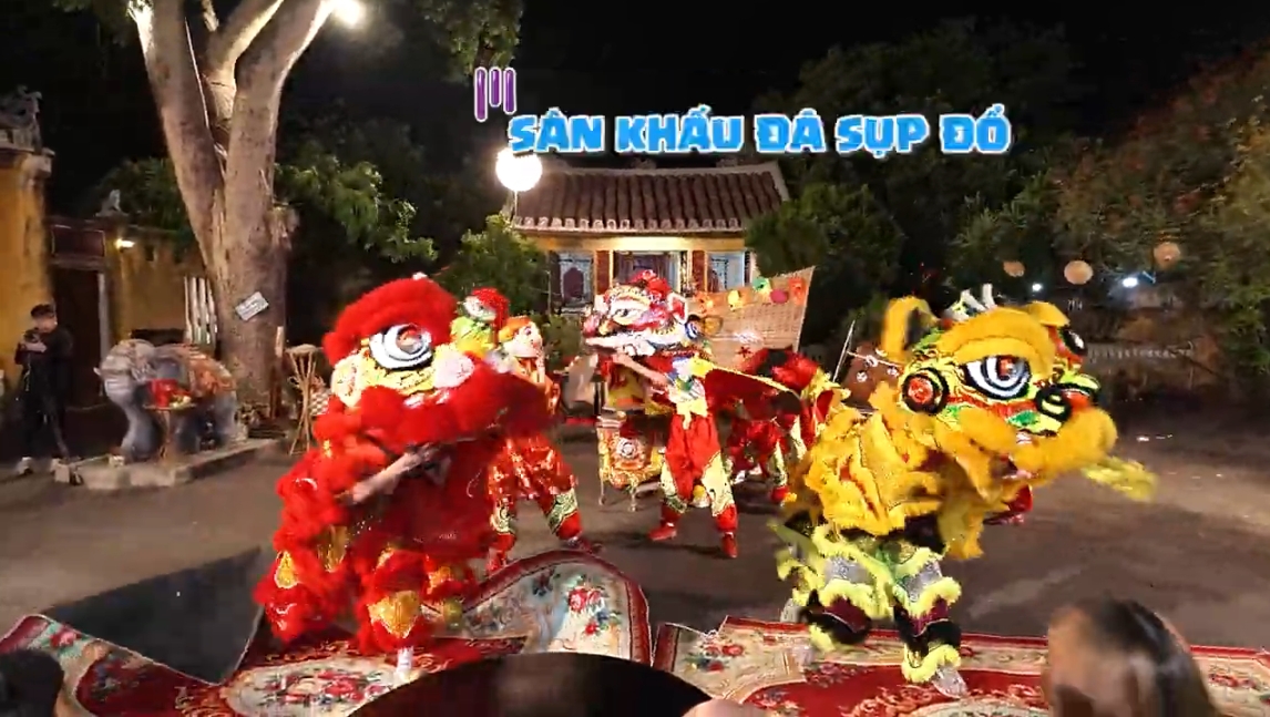 Sân khấu Bố ơi mình đi đâu thế? tại Hội An gặp sự cố do mưa gió trước giờ ghi hình.